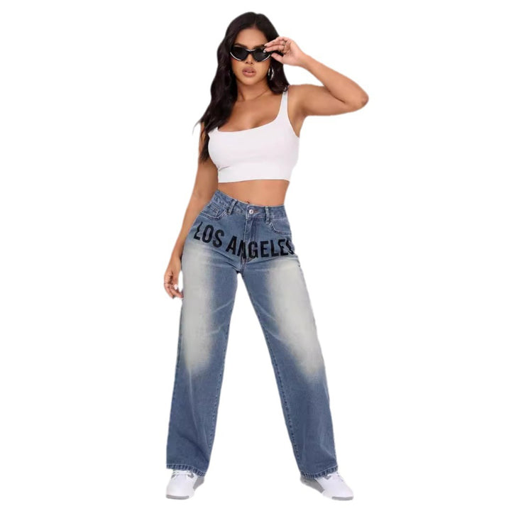 Damen weit geschnittene Jeans mit stylischem Schriftzug Drune