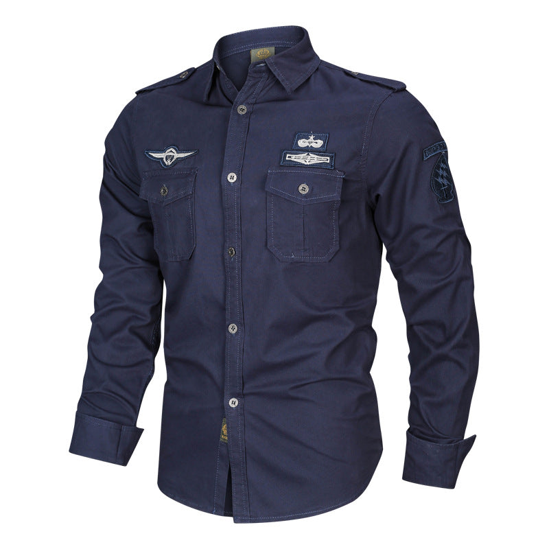Herren nan tailliertes Baumwollhemd mit Schulterklappen, aufgesetzten Brusttaschen und markanten Patch-Details Drune