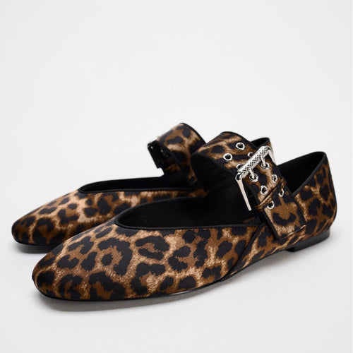 Damen Flache Riemchen‑Ballerinas mit breitem dekorativem Schnallenriemen und Leopardenmuster Drune