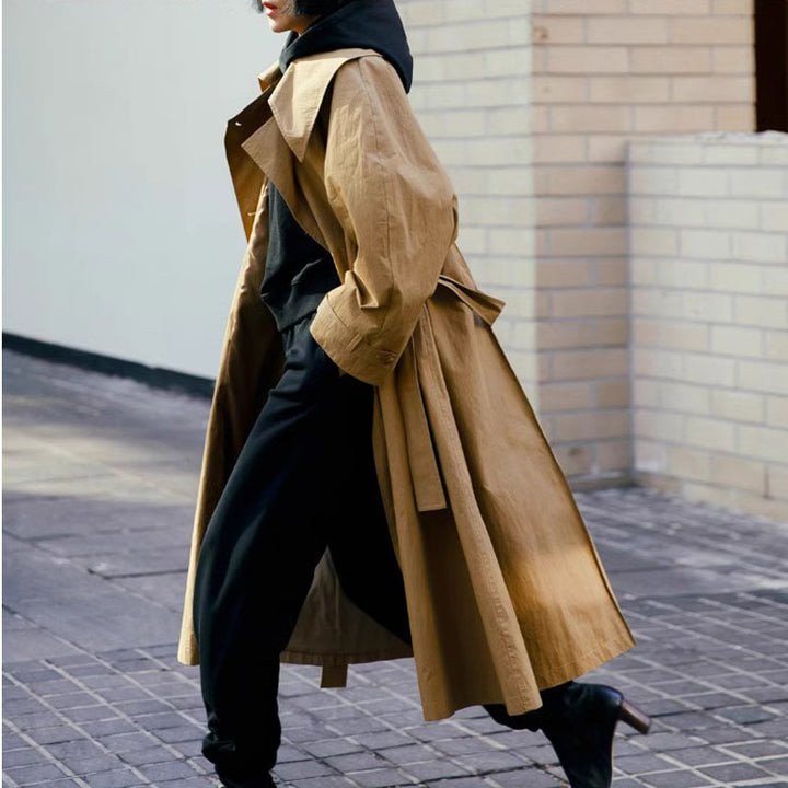 Damen Maxilanger Trenchcoat mit übergroßer Schulterpasse, Taillengürtel und voluminösen Ärmeln Drune