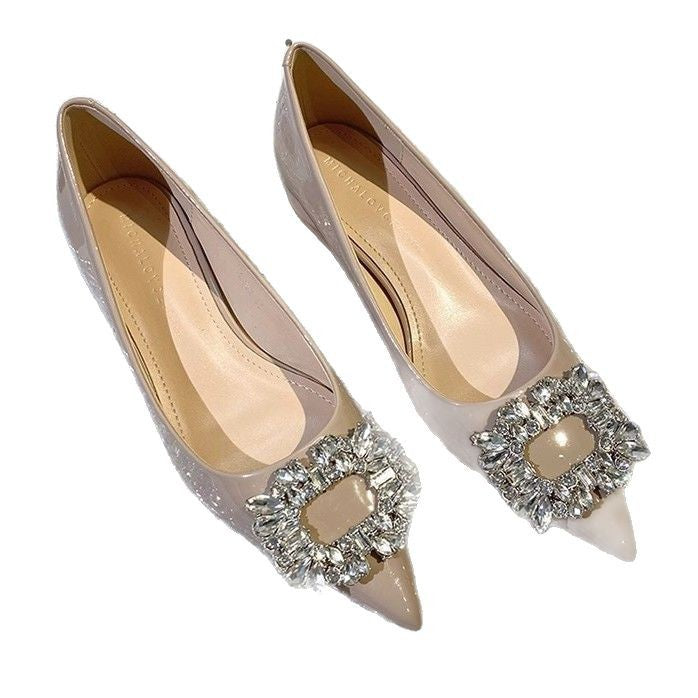 Damen Spitz zulaufende Lack‑Flats mit geschliffener Kristallschließe Drune