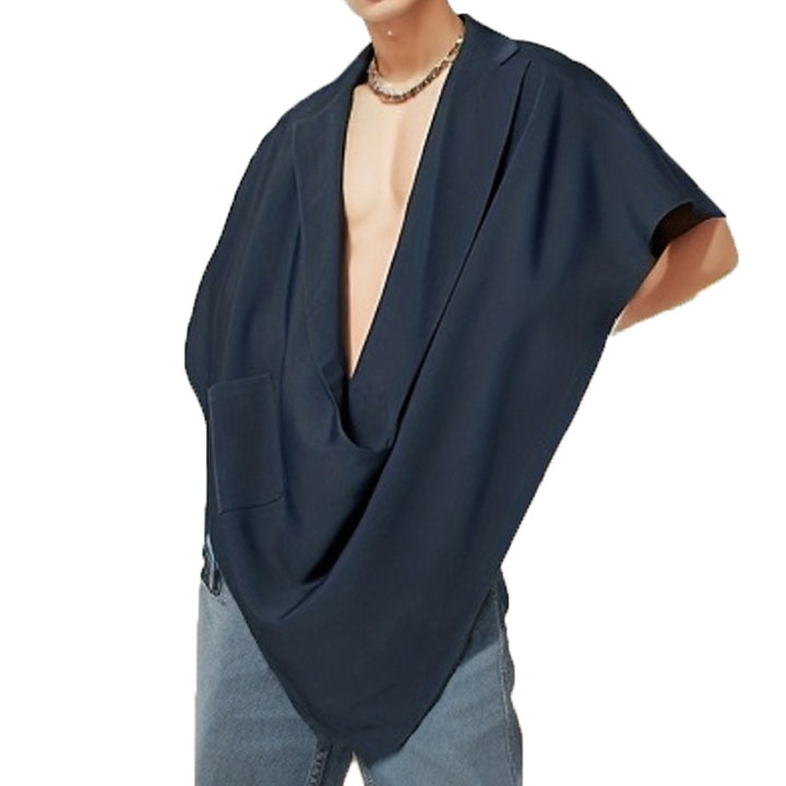 Damen nan Cape-Blazer mit Schalkragen offener Front aufgesetzter Tasche und spitz zulaufendem Zipfelsaum Drune