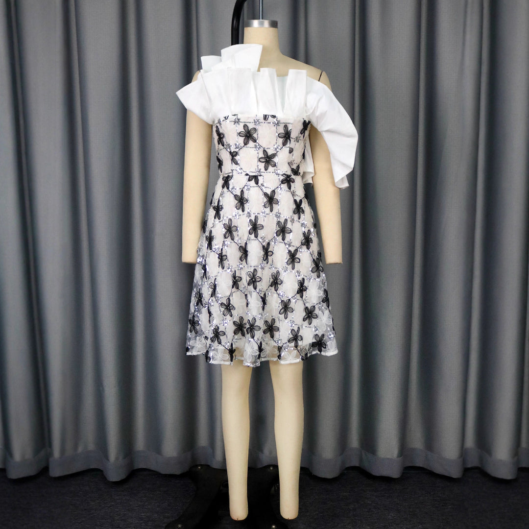 Damen festliches Cocktailkleid mit fließendem Schnitt und raffinierten Blumenapplikationen Drune