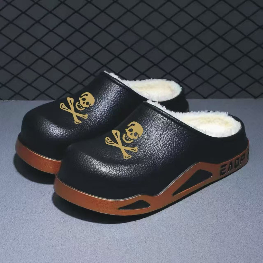 Herren Gefütterte PU-Clogs mit Totenkopfprint und profilierter EVA-Sohle Drune