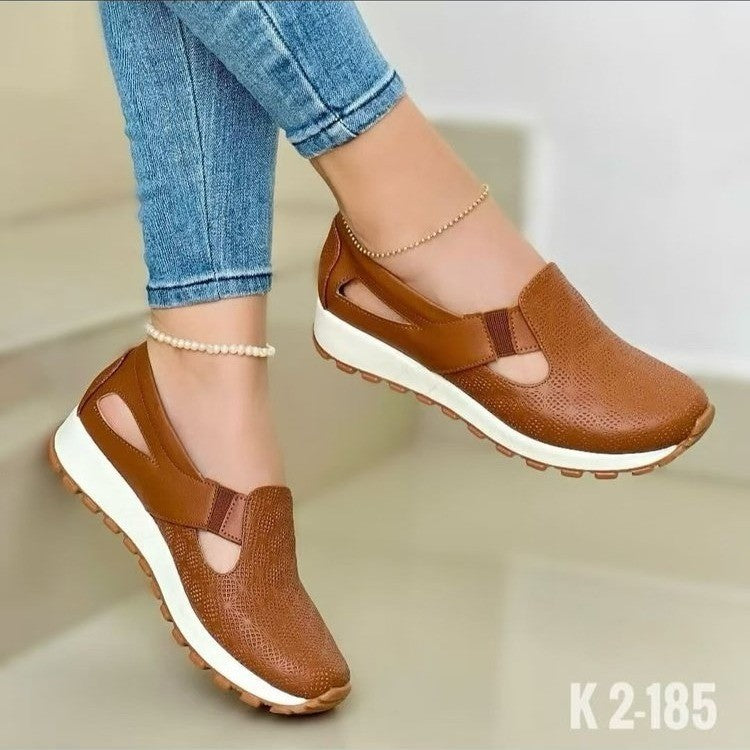 Damen  atmungsaktive Slip-On Keilsneaker aus Kunstleder mit Cut-Outs und gepolsterter Komfortsohle Drune