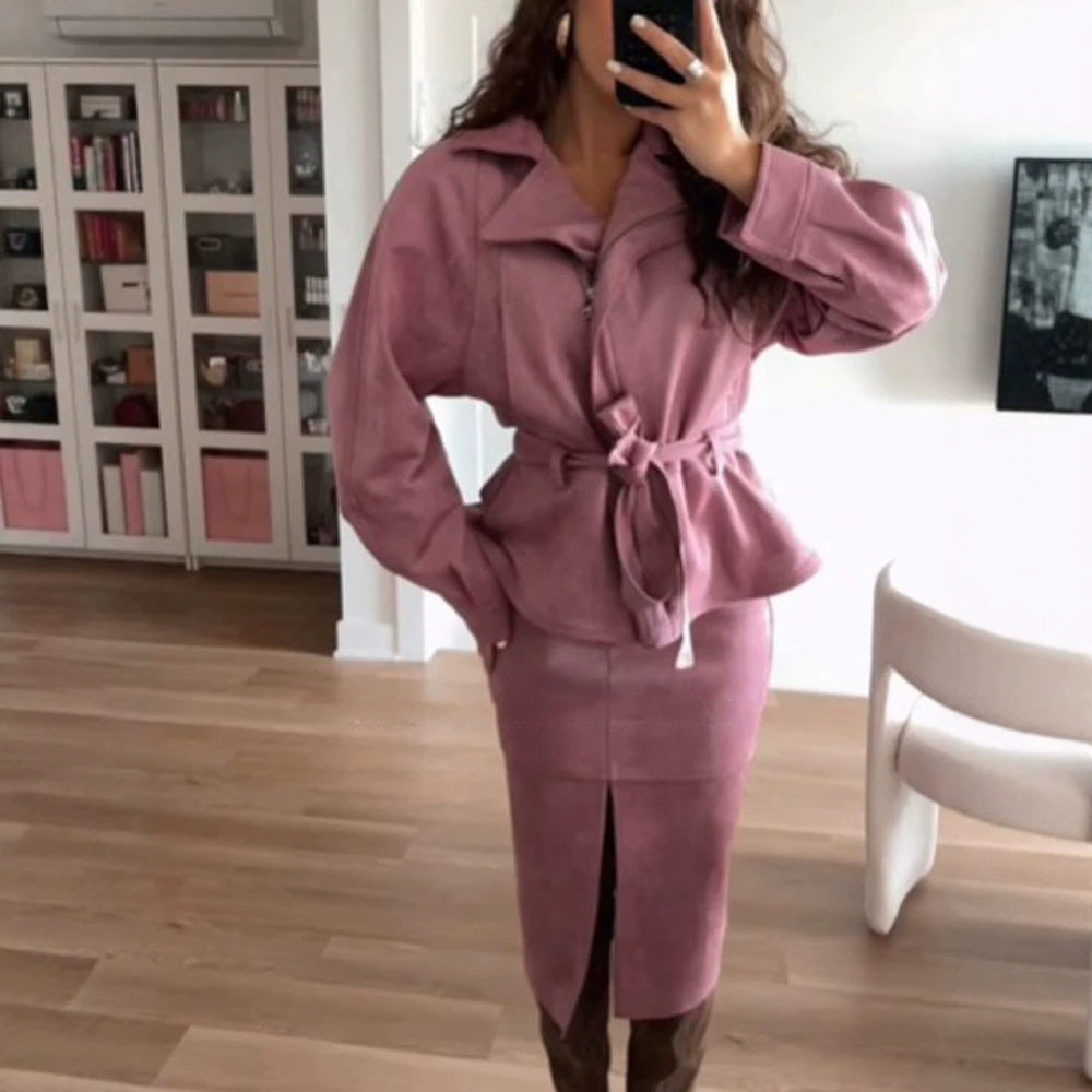 Damen Zweiteiliges Velours-Set mit tailliertem Wickelblazer und Midirock mit Frontschlitz Drune