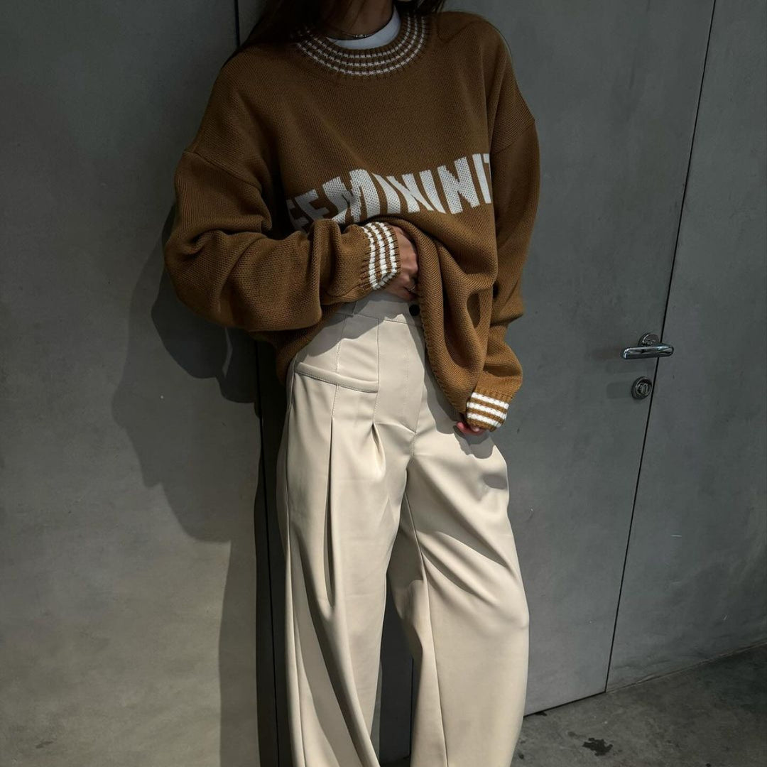 Damen lässiger Sweatpullover mit modischem Schriftzug und gestreiften Bündchen
