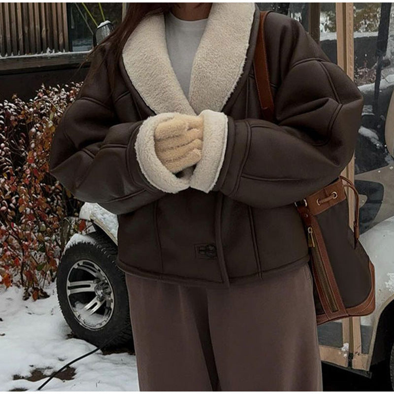 Damen modische Kunstlederjacke mit weich gefüttertem Kragen Drune
