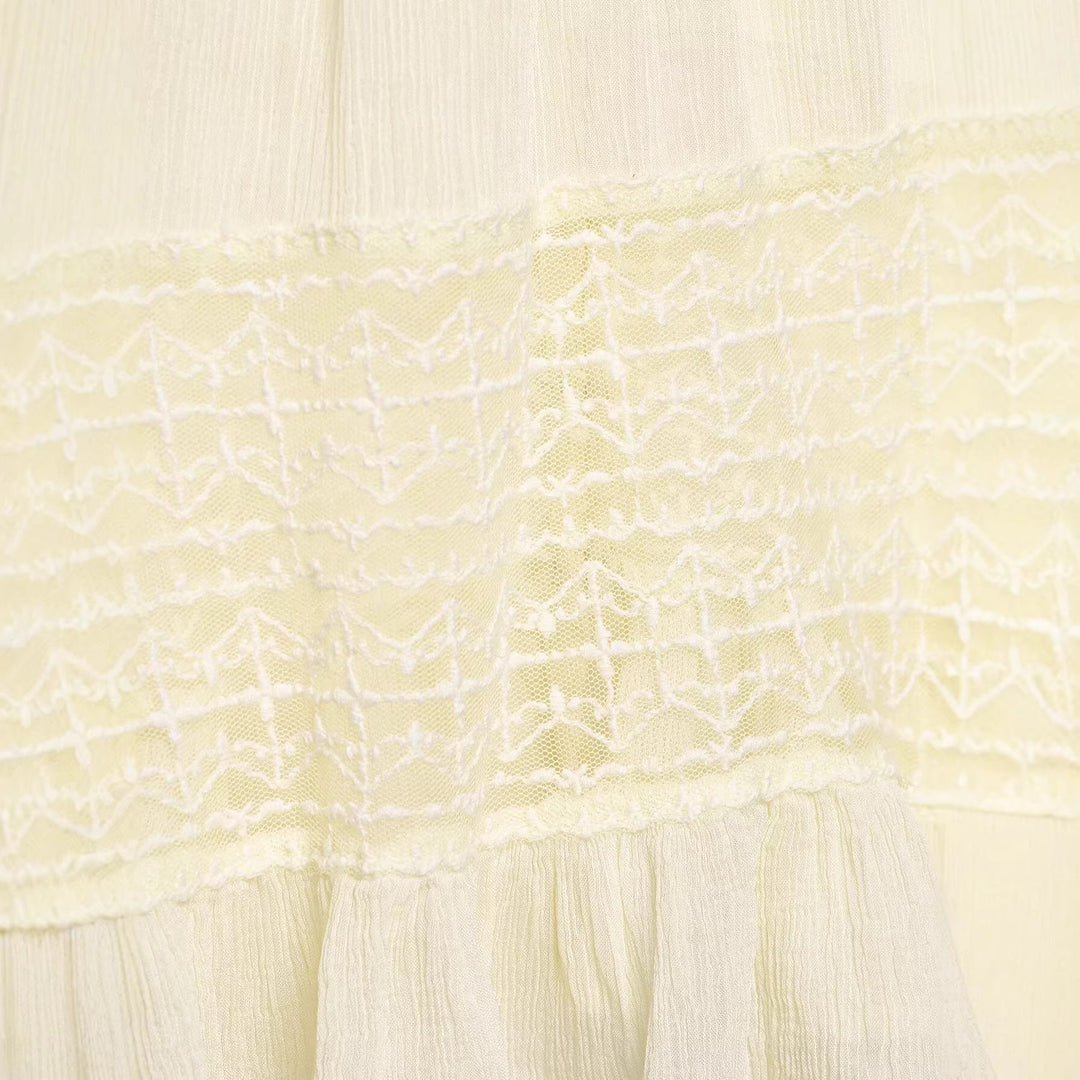 Damen Leichte Bluse mit V‑Ausschnitt, Smokbund und Volantsaum Drune