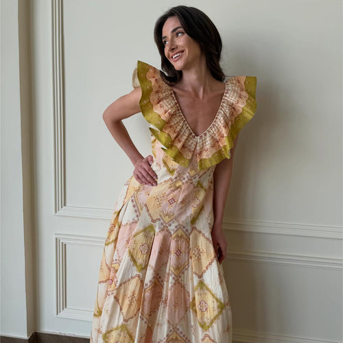 Damen Maxikleid mit voluminösen Rüschendetails und elegantem V-Ausschnitt Drune
