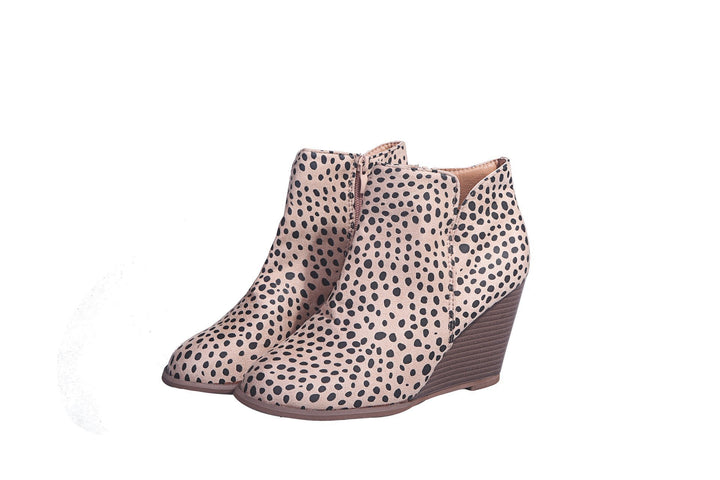Damen knöchelhohe Keilabsatz‑Stiefelette mit seitlichem Reißverschluss Drune