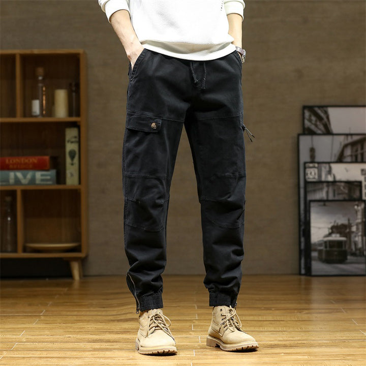 Herren Cargo-Joggerhose im Utility‑Stil mit ergonomischen Kniepaneelen und Reißverschluss‑Knöchel Drune