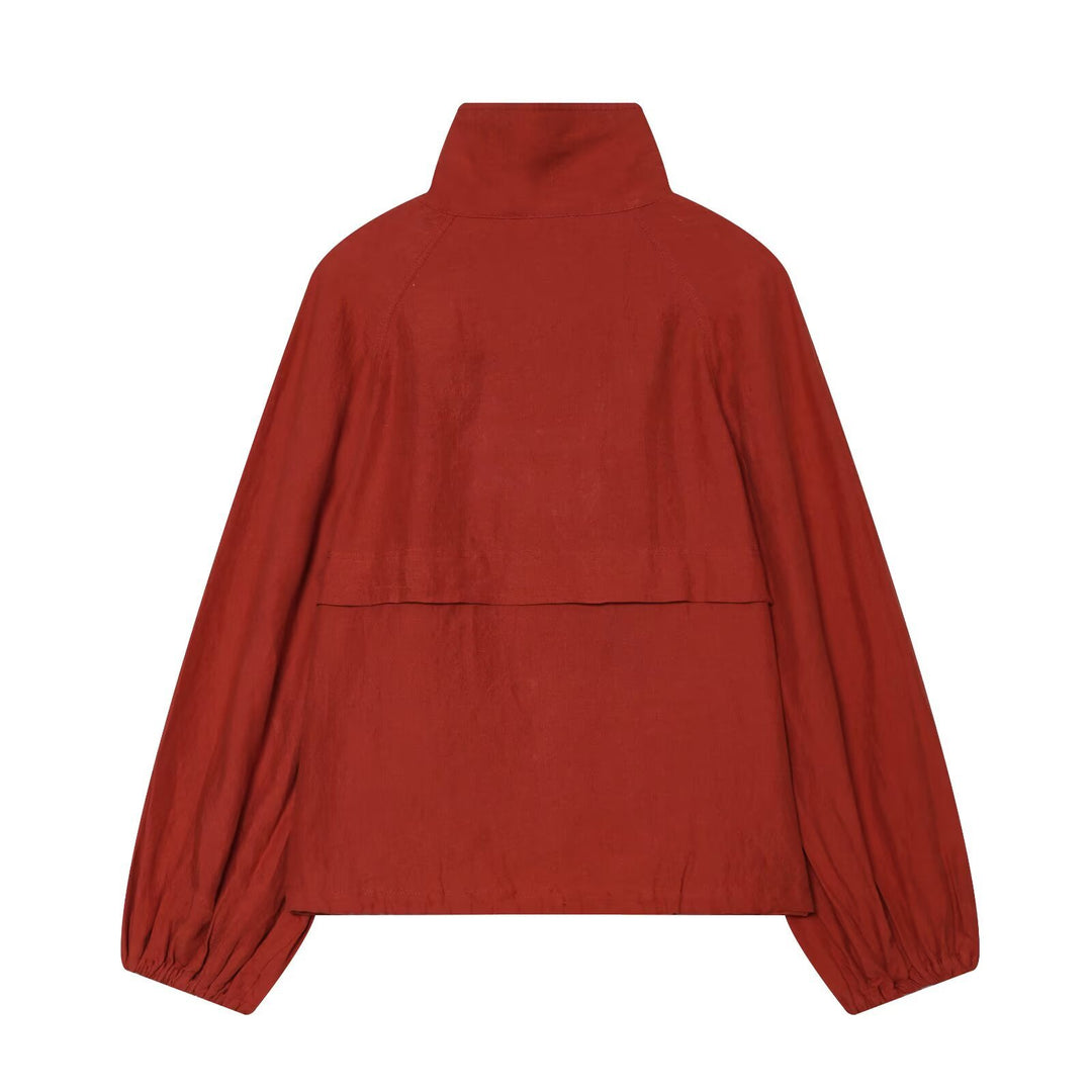 Damen Kurzjacke mit hohem Stehkragen, durchgehender Knopfleiste und Tunnelzug Drune