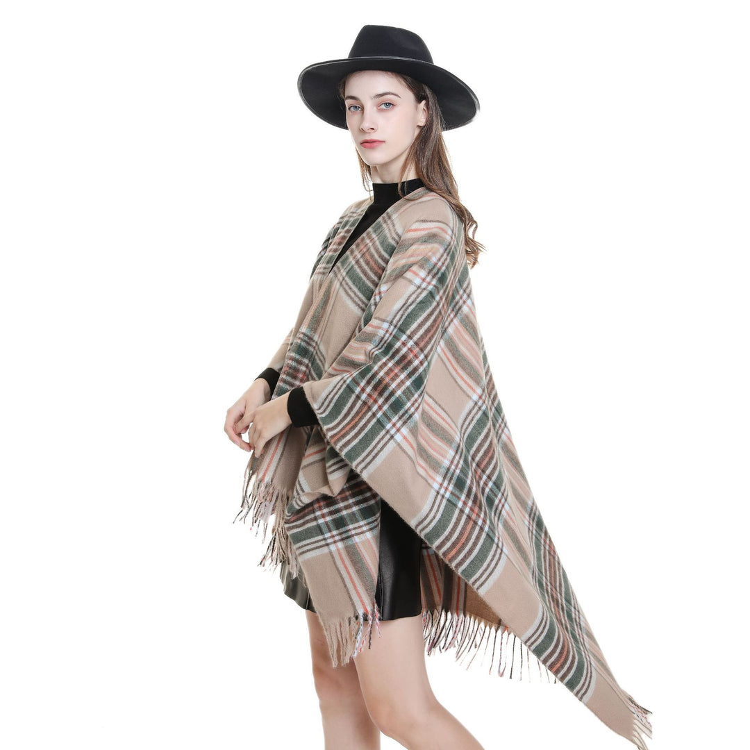 Damen Oversize-Wickelruana im Blockkaro mit Fransen-Detail Drune