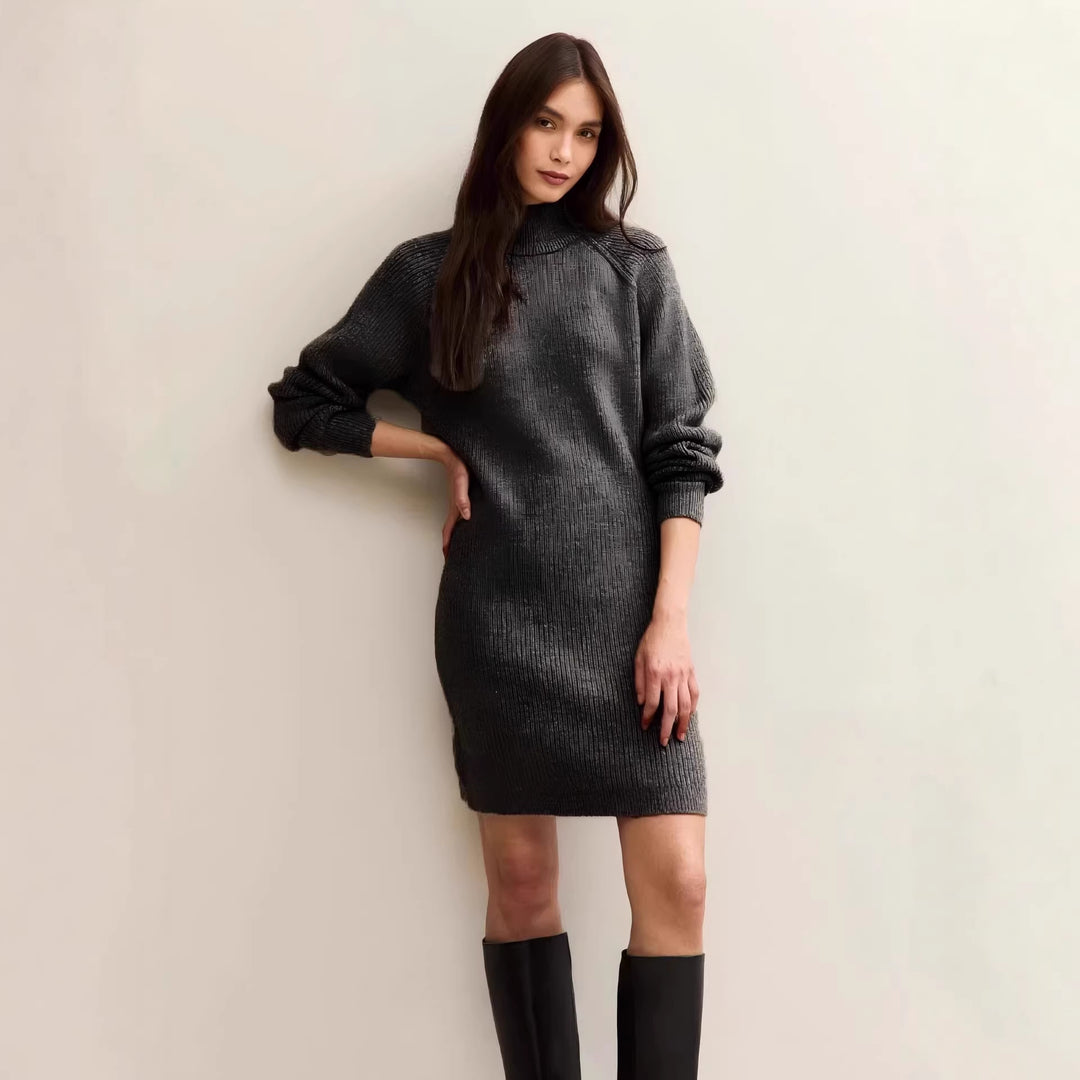 Damen Strickkleid in taillierter Silhouette mit Stehkragen und Raglanärmeln Drune