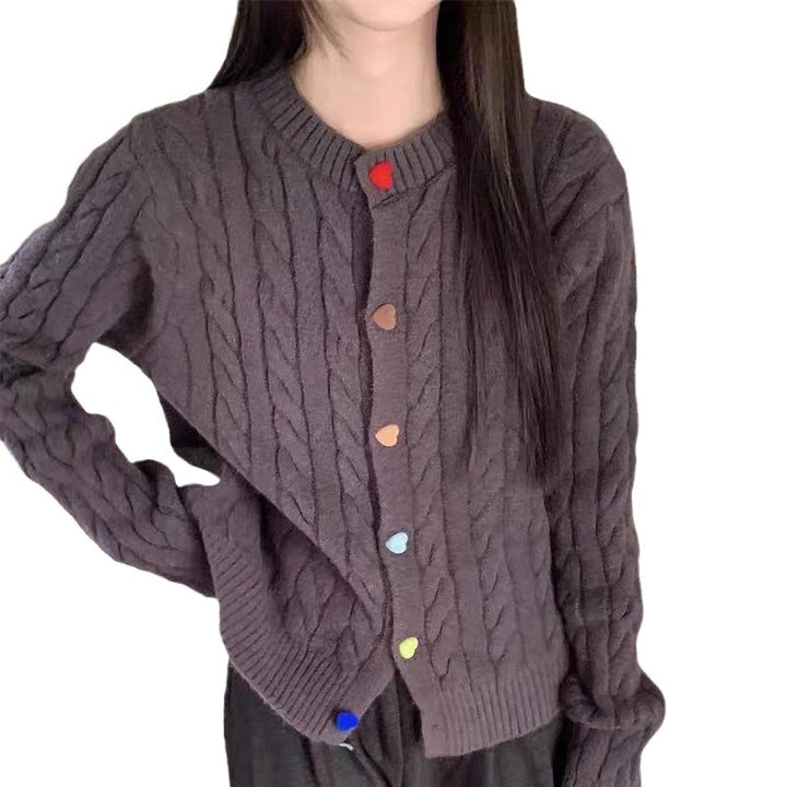Damen Strickjacke mit Zopfmuster und bunten Knopfdetails Drune
