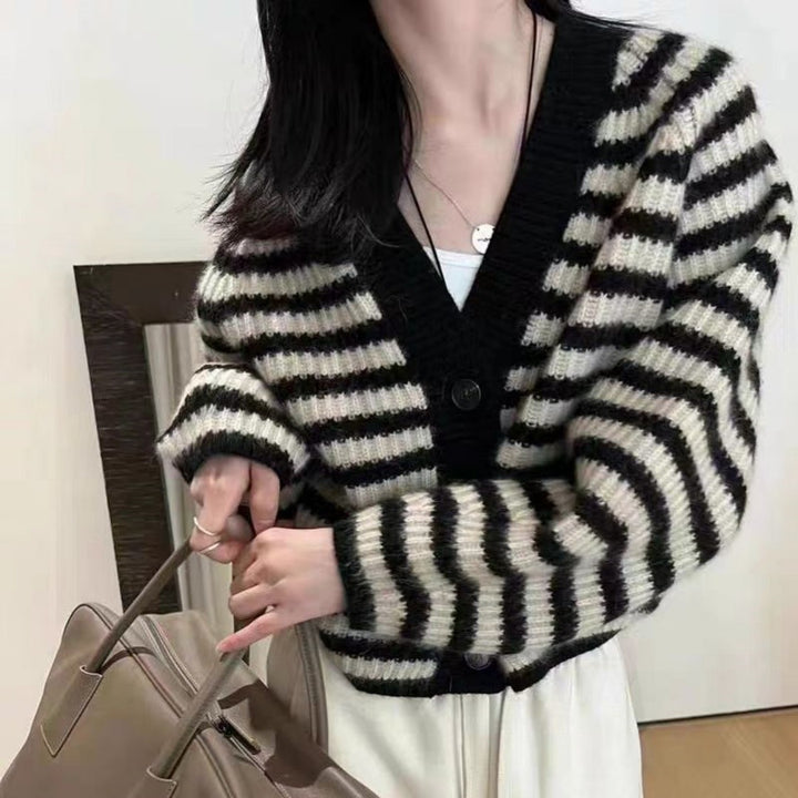 Damen gestreifter Strickcardigan Drune