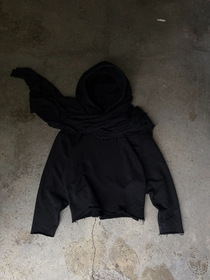 Unisex nan Kapuzenpullover im Gebrauchsspurenstil mit angeschlossenem Schlauchschal und ausgefransten Öffnungen Drune