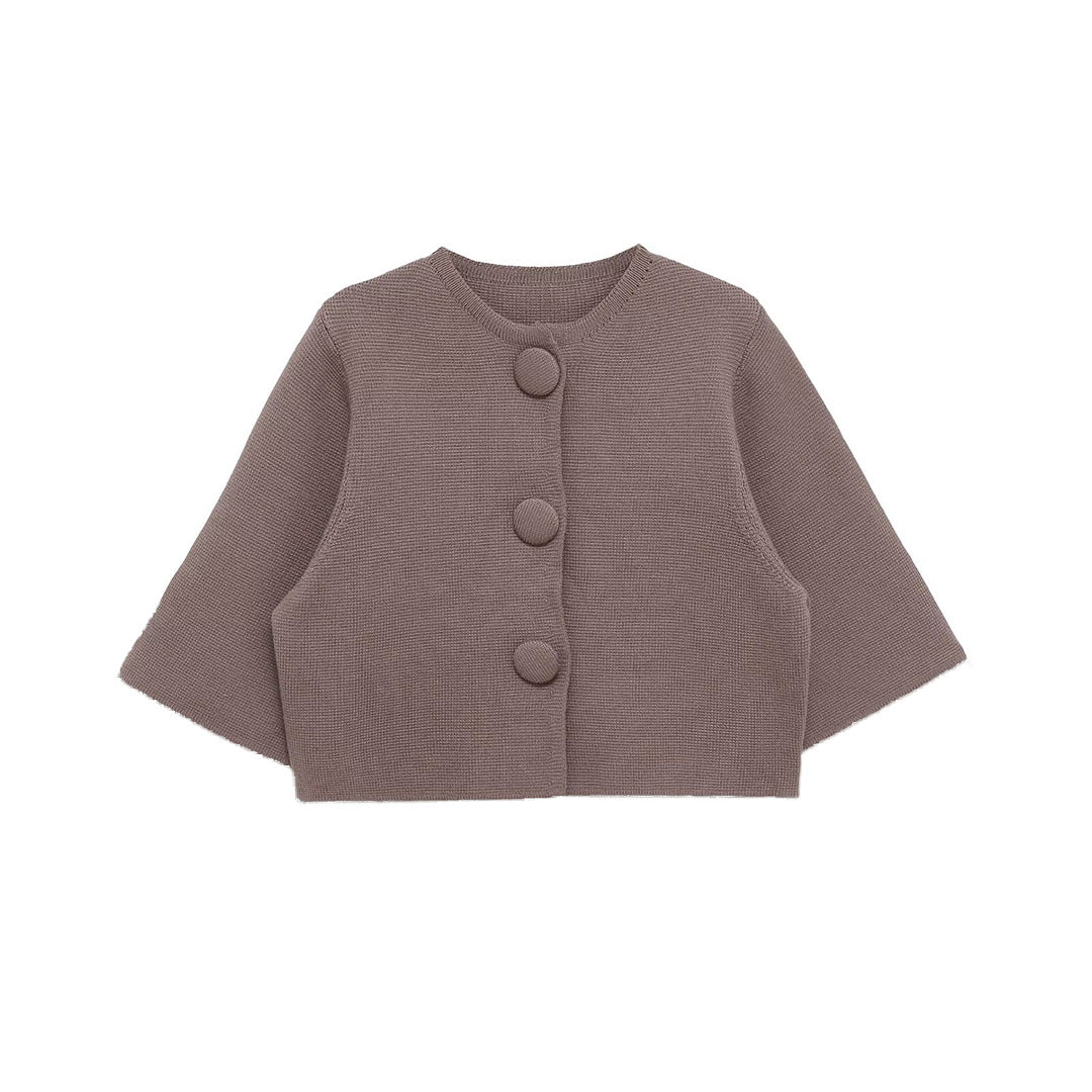 Damen Kurzcape-Strickjacke mit überschnittenen Ärmeln und bezogenen Zierknöpfen Drune
