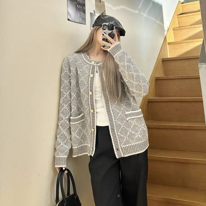 Damen Strickjacke mit dekorativem Muster und Taschen Drune