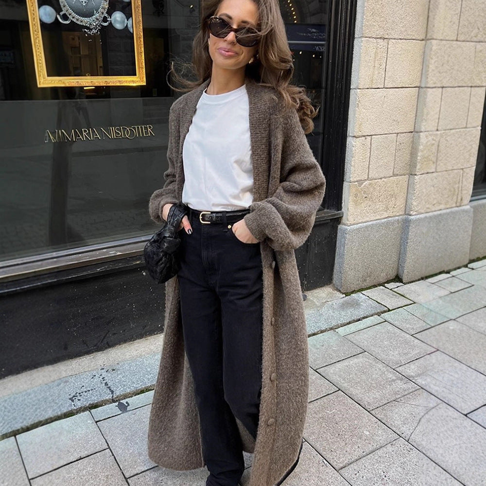 Damen Maxilanger Strickmantel in Mohairoptik mit verdeckter Knopfleiste und weiter Silhouette Drune