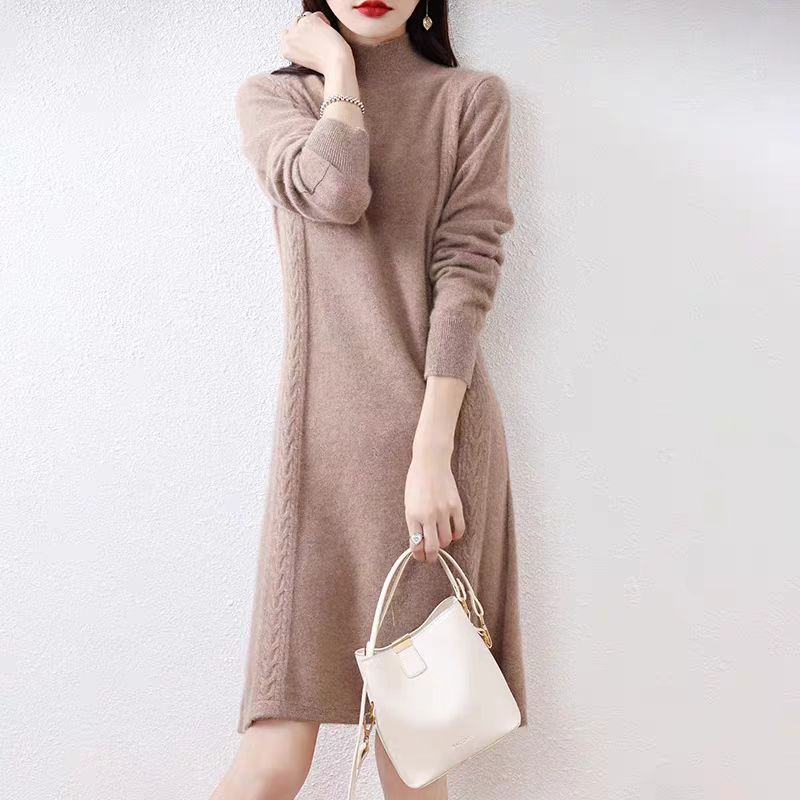 Damen Edles Strickkleid mit feinen Zopfmustern Drune