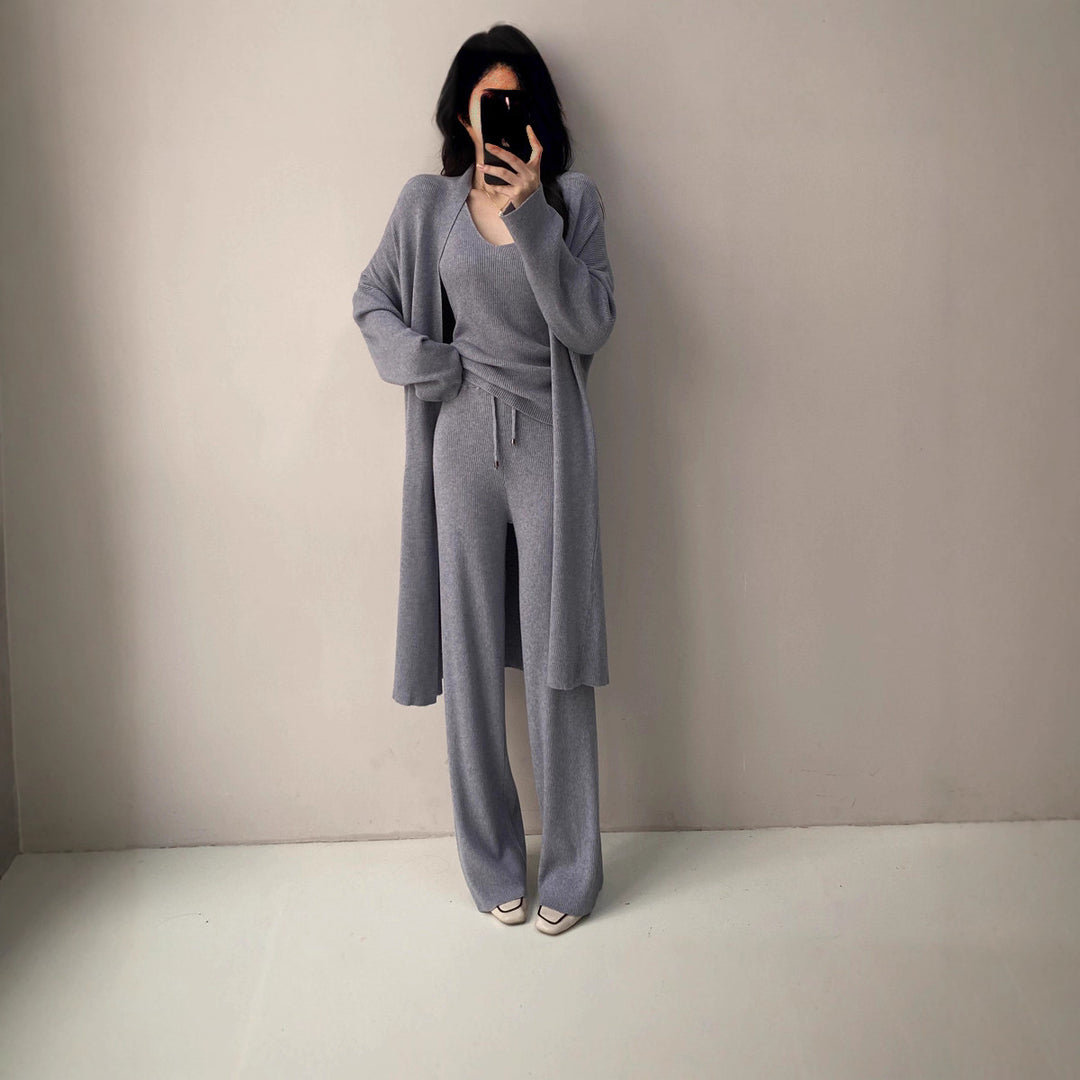 Damen Feinstrick-Loungewear-Set mit Longcardigan, Ripp-Top und weitem Strickhose Drune