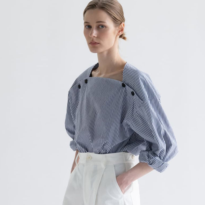 Damen modische Bluse mit innovativen Knopfdetails Drune