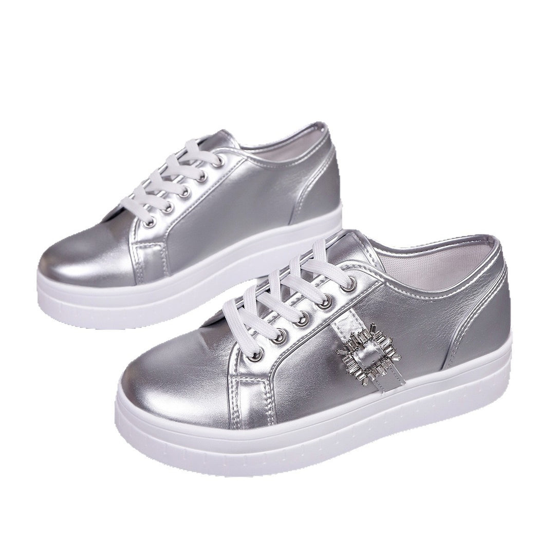 Damen  Plateau-Sneaker mit dekorativer Strass-Brosche und gepolstertem Komfortfußbett Drune