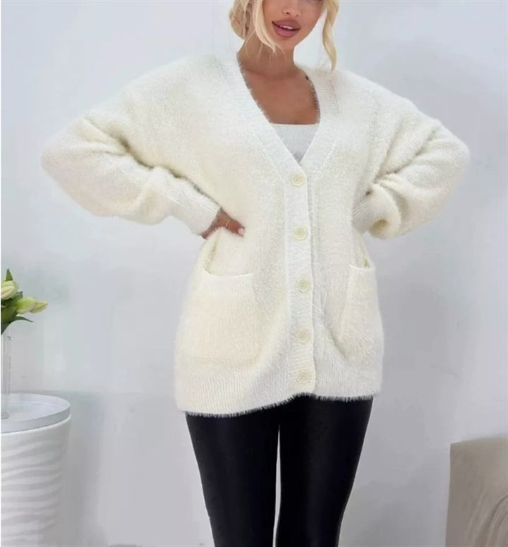 Damen Flauschiger Oversize-Knopfcardigan mit tiefem V‑Ausschnitt und aufgesetzten Taschen Drune