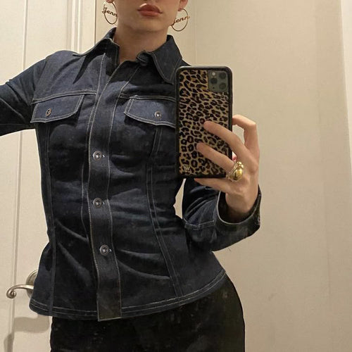 Damen nan taillierte Jeansjacke mit markanten Kontrastnähten, Brusttaschen und figurformender Schnittführung Drune