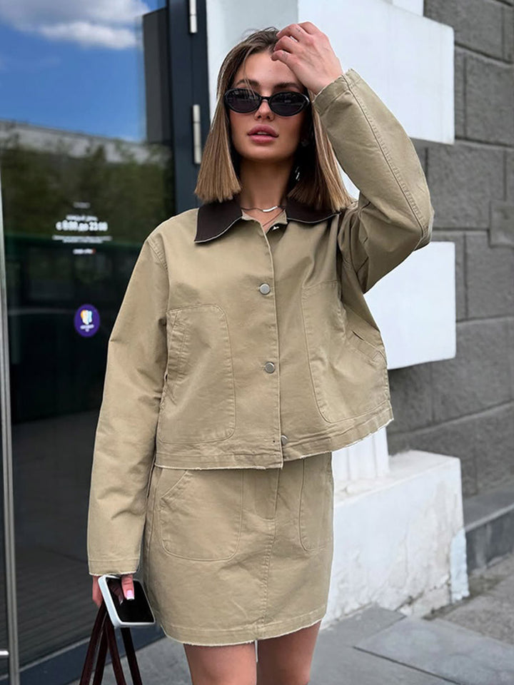 Damen Zweiteiliges Baumwoll-Utility-Set mit Cropped-Jacke und Minirock Drune