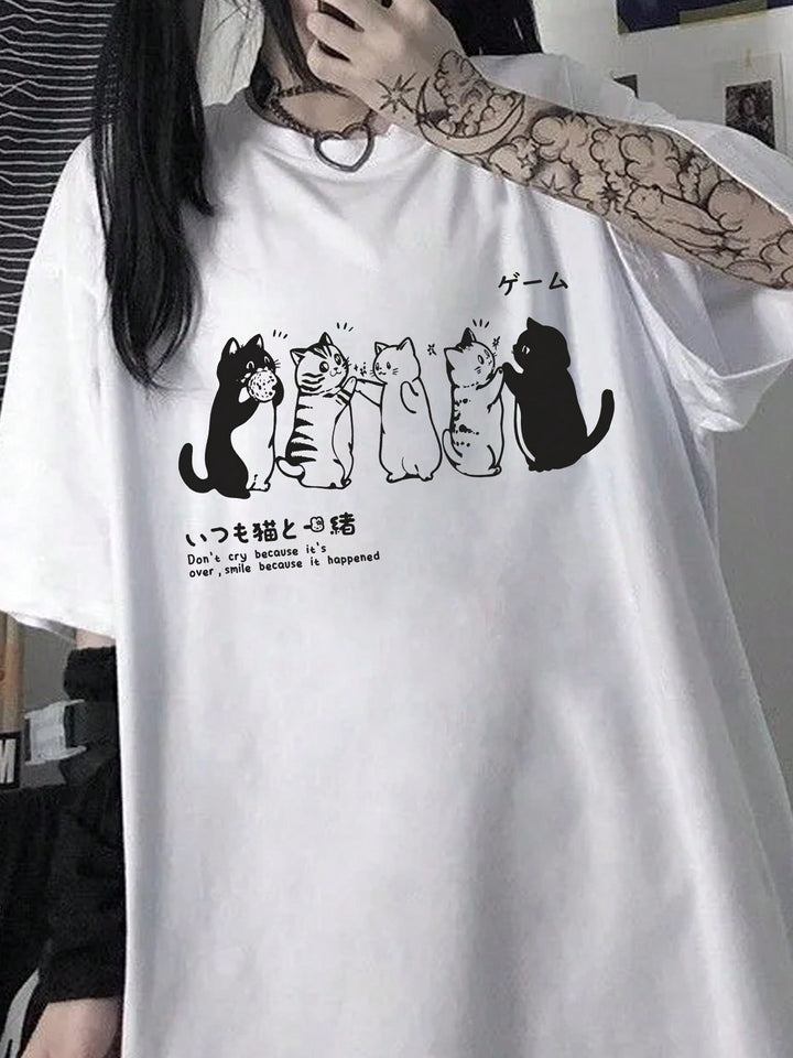 Damen T-Shirt mit künstlerischem Totenkopf-Motiv und lässigem Schnitt Drune