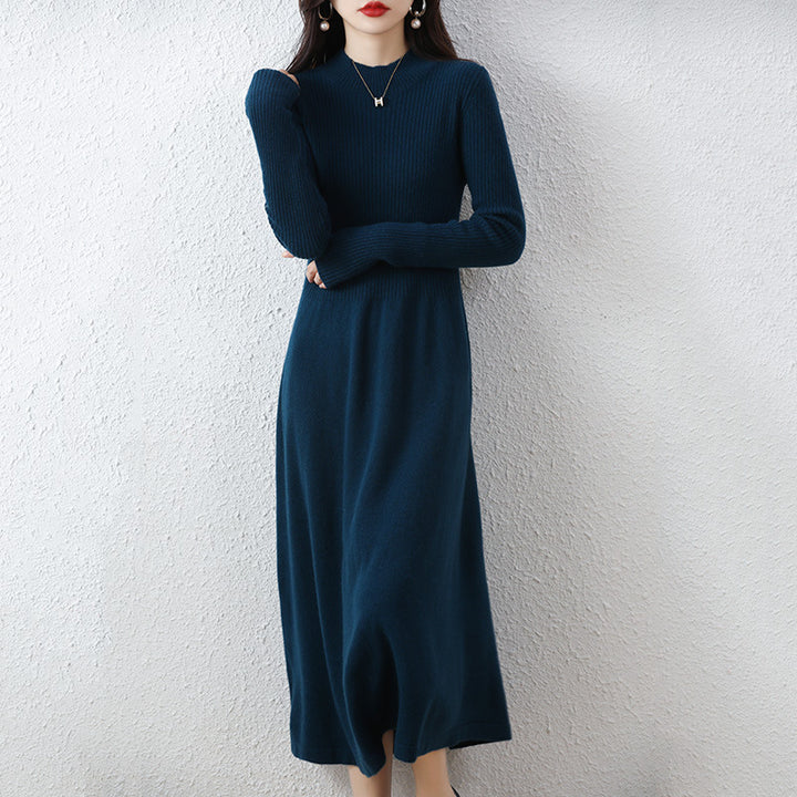 Damen Strickkleid mit elegantem Rollkragen und weit schwingendem Rock Drune