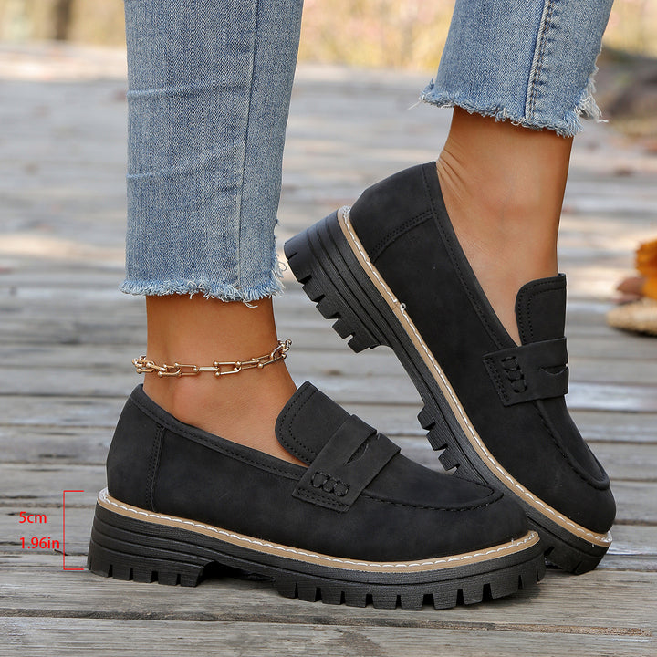 Damen robuste Loafer mit markanter Profilsohle, weichem Veloursoptik-Obermaterial und gepolstertem Komfortfußbett Drune