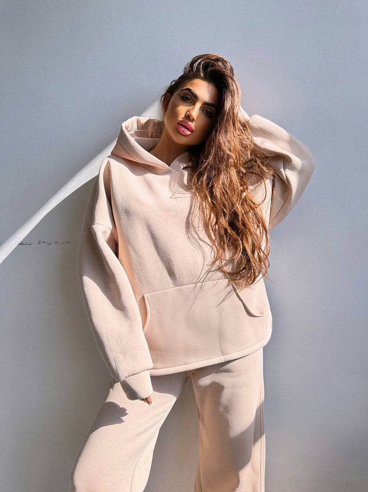 Damen Scuba-Fleece Lounge-Set mit Oversize-Kapuzenpullover und weiter Flare-Hose Drune