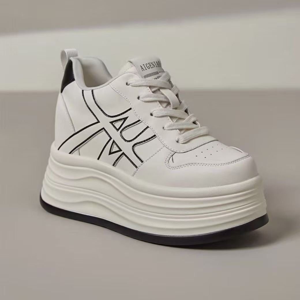 Damen Plateau Sneaker mit grafischem Muster und dämpfender Sohle Drune