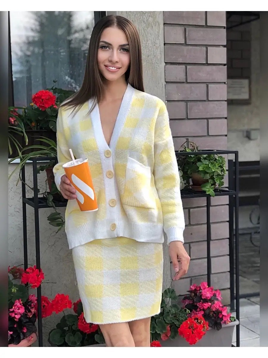 Damen Strickensemble mit modernem Karomuster und praktischen Taschen Drune