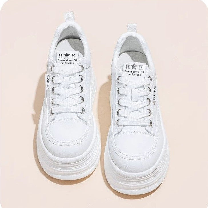 Damen Plateau Sneaker mit eleganter Silhouette und dämpfender Sohle Drune