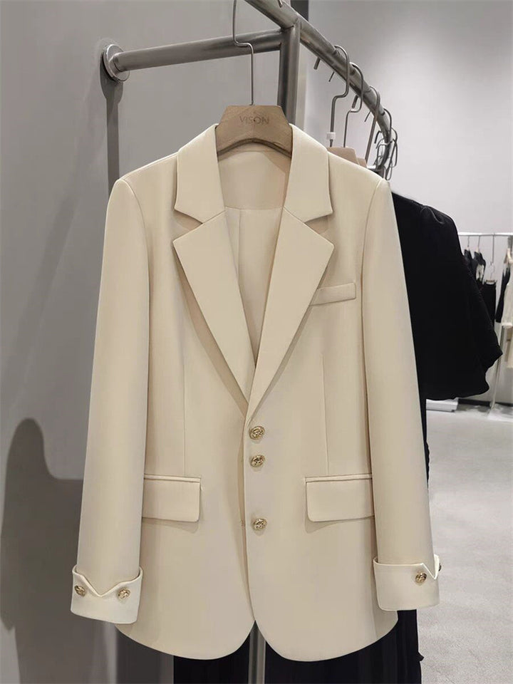 Damen Eleganter Blazer mit goldenen Knopfdetails Drune