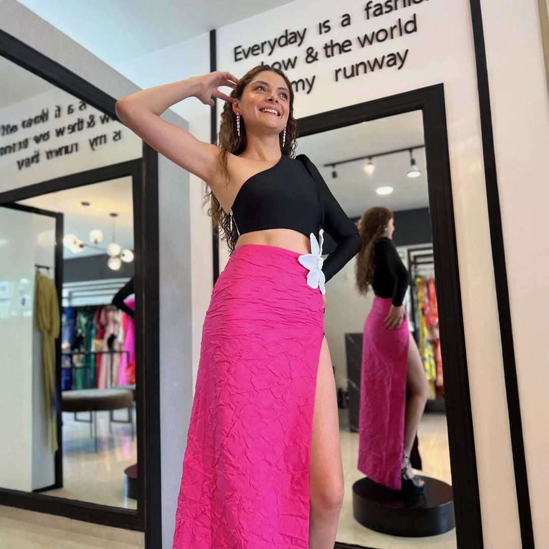 Damen Elegantes Kleid mit asymmetrischem Oberteil und floralem Akzent Drune