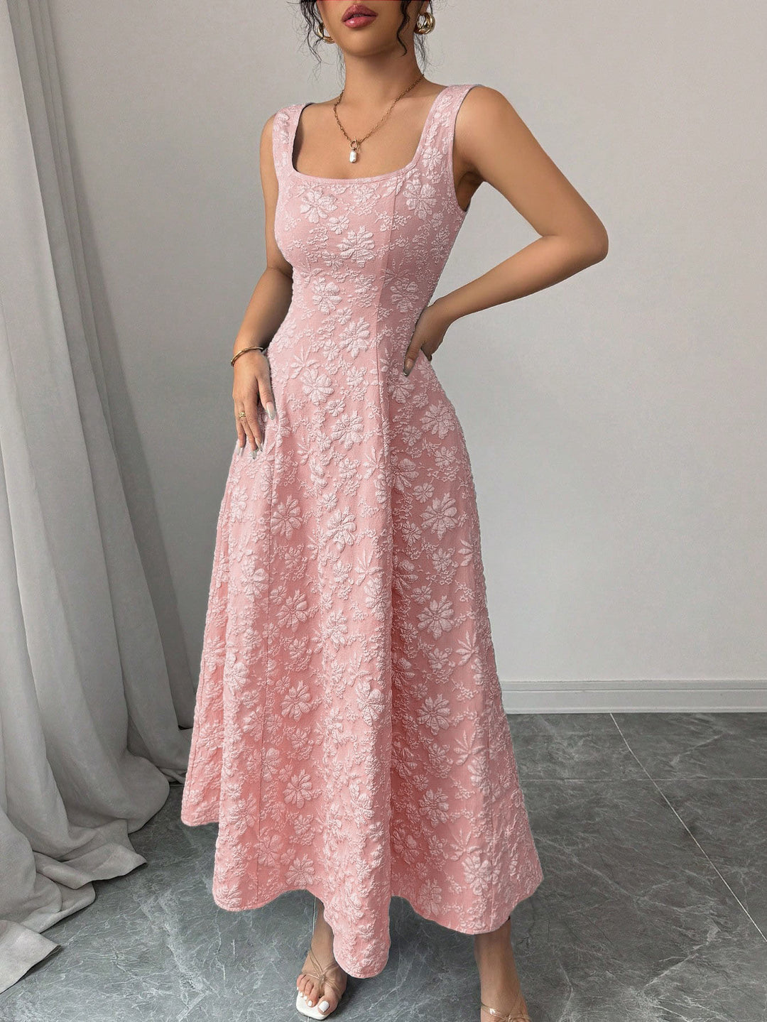 Damen Elegantes Maxikleid mit floralem Design und Quadrat-Ausschnitt Drune