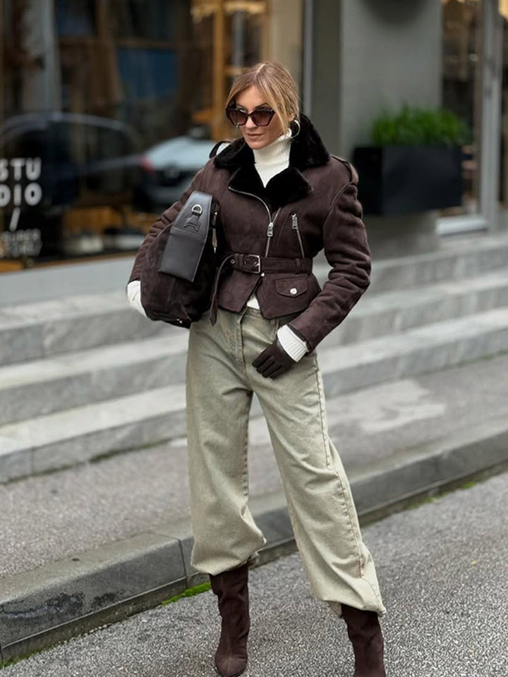 Damen Kurzjacke im Biker‑Style aus Velourslederoptik mit Teddyfutter und Taillengürtel Drune