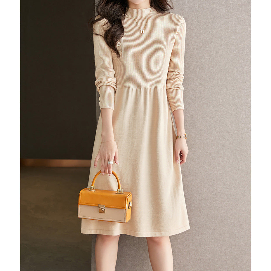 Damen Strickkleid mit eleganten Knopfdetails und Rundhalsausschnitt Drune