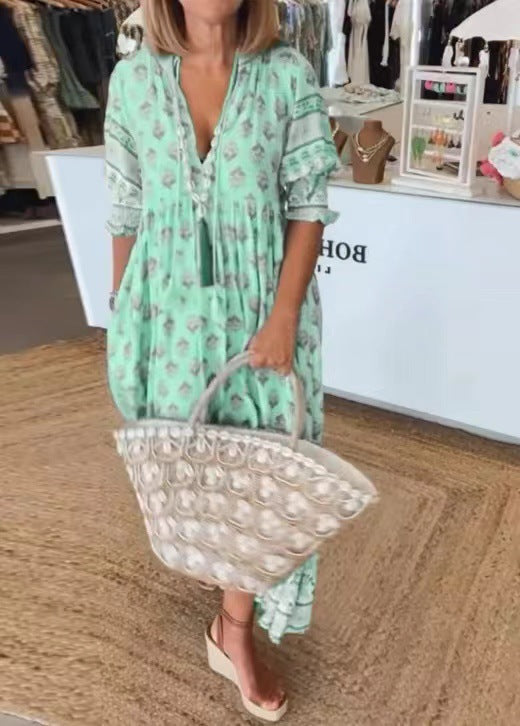 Frauen Boho Maxi Kleid aus leichtem Viskose-Mix mit V-Ausschnitt, Quastenbändchen, drei Viertelärmeln und seitlichen Taschen Drune