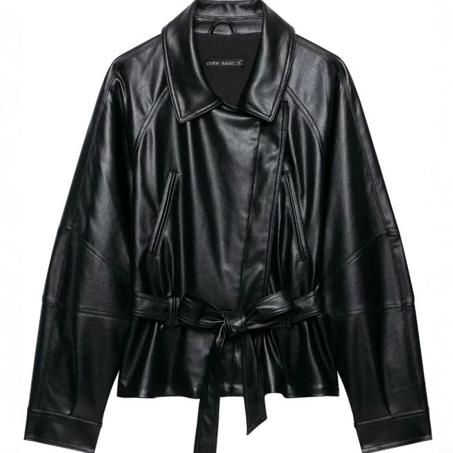 Damen Kurzjacke aus veganem Leder mit Taillengürtel und überschnittenen Schultern Drune