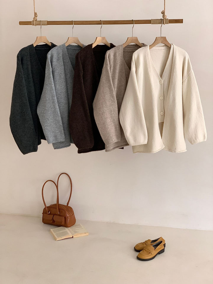 Damen Modische Strickjacke mit elegantem V-Ausschnitt und Knopfverschluss Drune