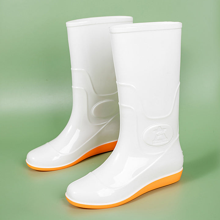 Damen Glänzende mittelhohe Regenstiefel aus PVC mit leichtem Keilabsatz Drune