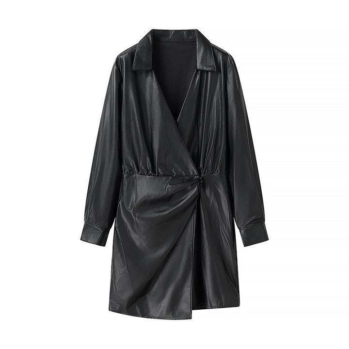 Damen Wickel-Kunstleder-Minikleid mit Hemdkragen, geraffter Taillenpartie und Manschetten Drune