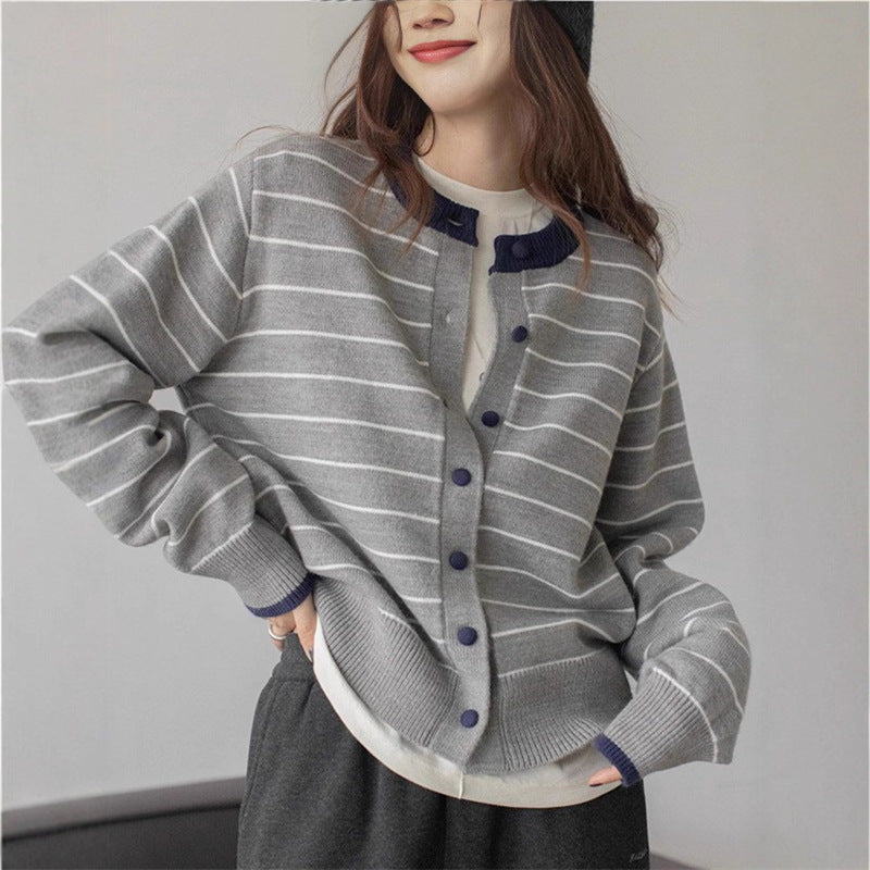 Damen gemütlicher Strickcardigan mit jugendlichem Streifenmuster und praktischem Knopfverschluss Drune